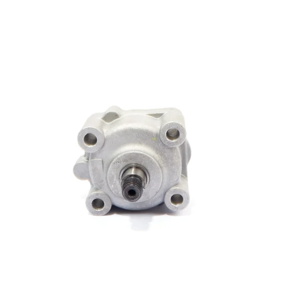Pompe à huile moteur Universal M15 | M-25 | M-25XP | M-35 – Nanni 3.90HE | 4.110HE – Renault Marine D950